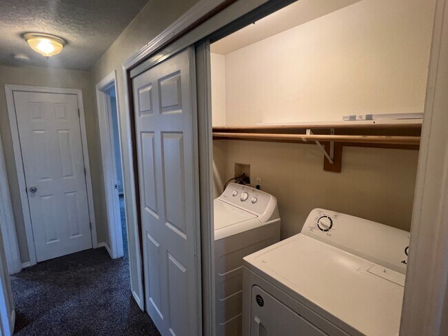 Building Photo - 1041 8th Ave