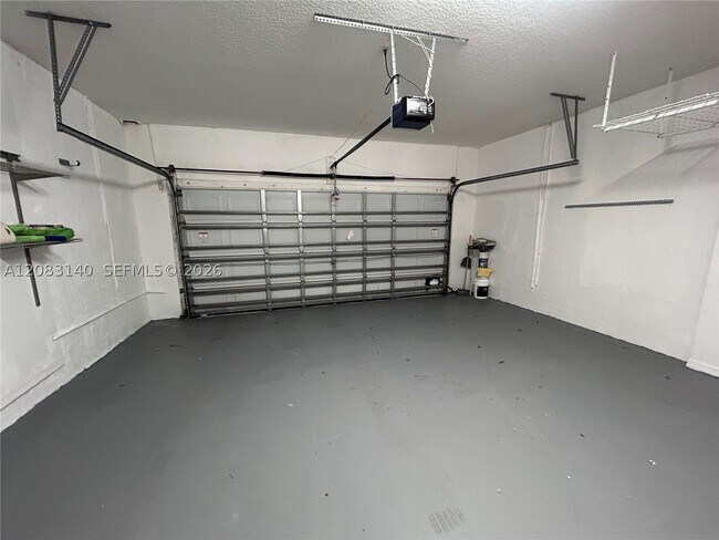 Building Photo - 6528 SW 158th Pass