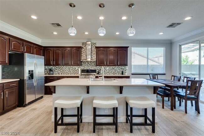Building Photo - 5056 Shadow Palm Ct