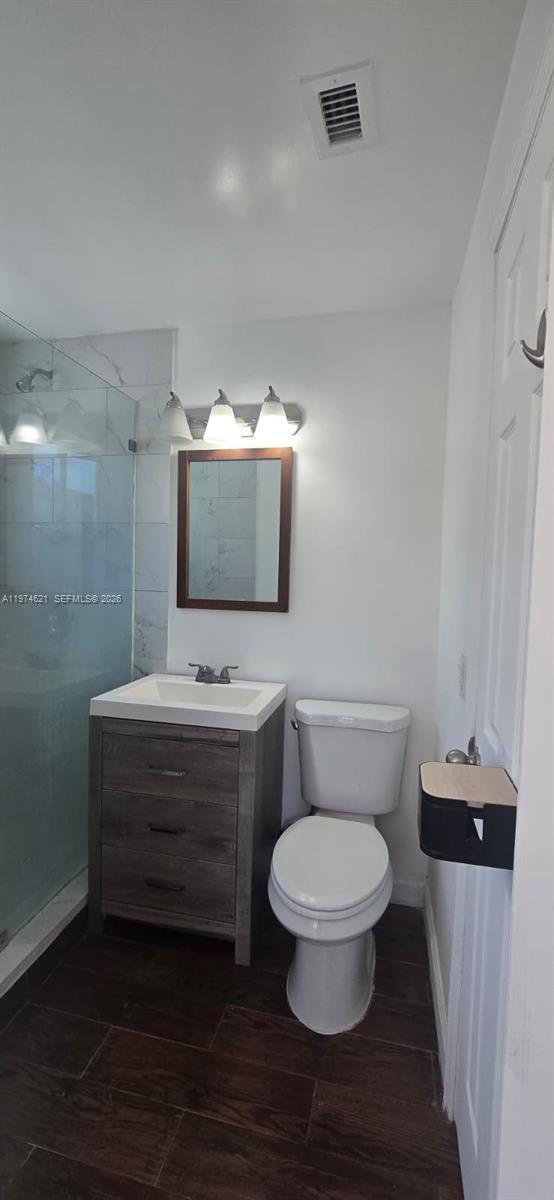 Building Photo - 8430 Harding Ave