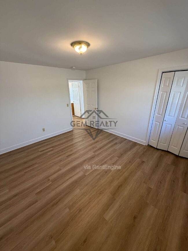 Building Photo - 15326 Tidewater Trail