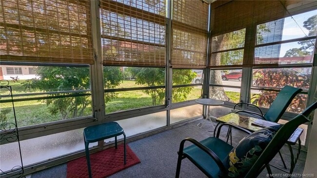 Building Photo - 2600 SE Ocean Blvd