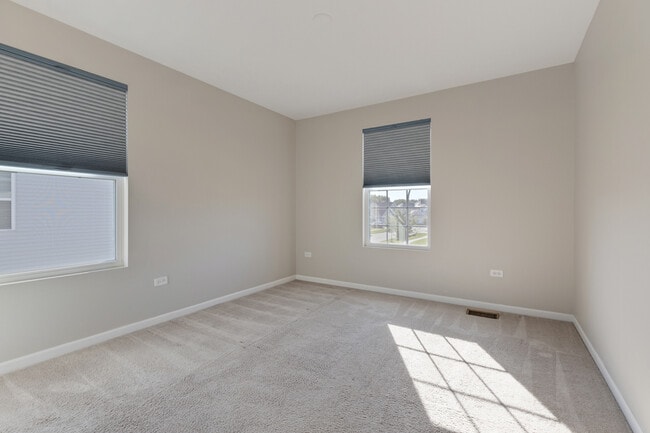 Building Photo - 3628 Birch Ln