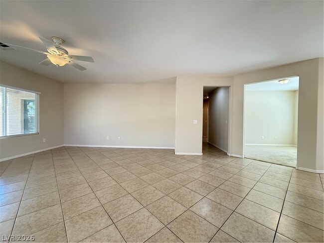 Building Photo - 2240 Shadow Canyon Dr