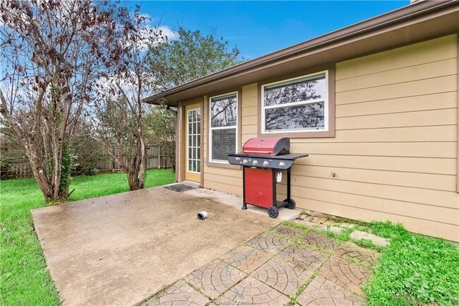 Building Photo - 3903 Crown Ridge Ct