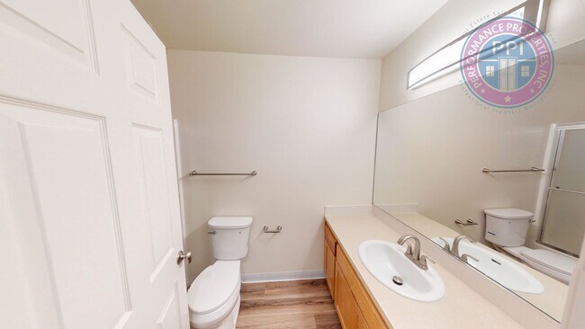 Building Photo - Quiet Living  In Sandy  on Cascadia Villag...