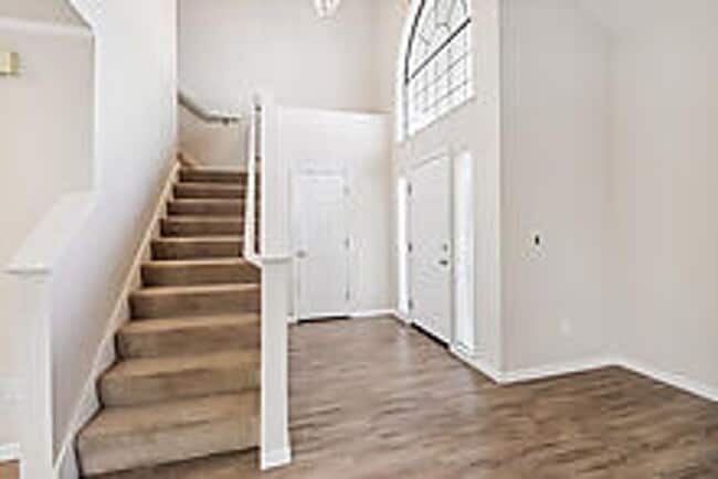 Building Photo - Beautiful 3 Bedroom Home-$750.00 Off 1st M...