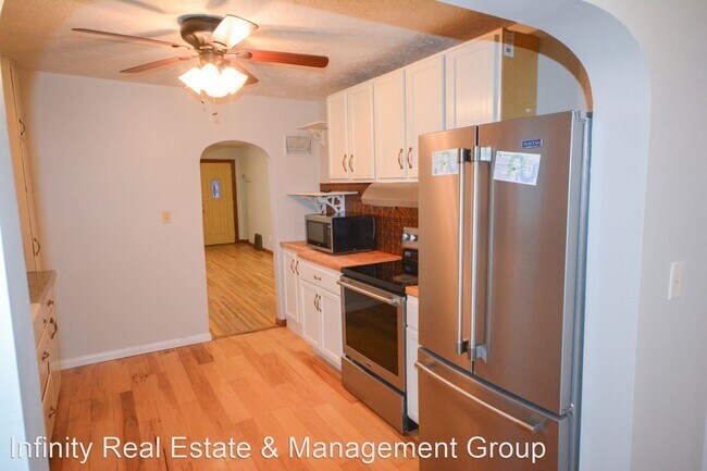 Building Photo - 3 br, 1.5 bath House - 1106 9th Ave SW