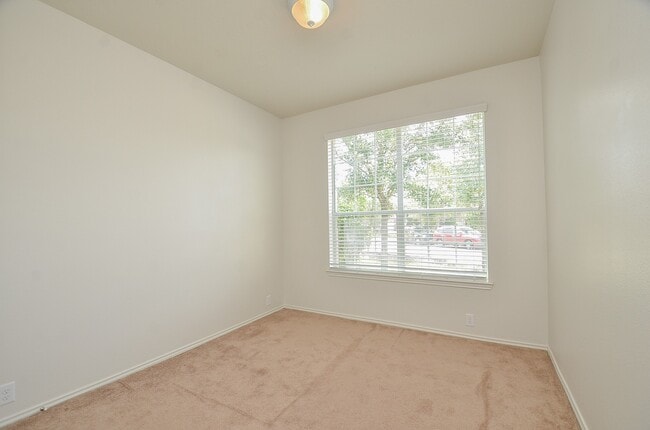 Building Photo - 6347 Alpine Trail Ln