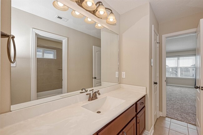 Building Photo - 17827 Circular Quay Ln