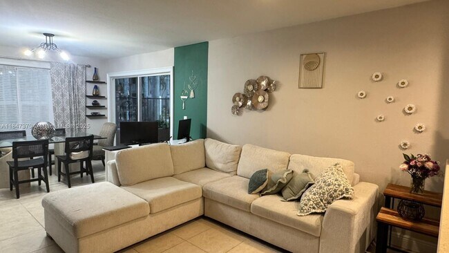 Building Photo - 1705 Palm Cove Blvd
