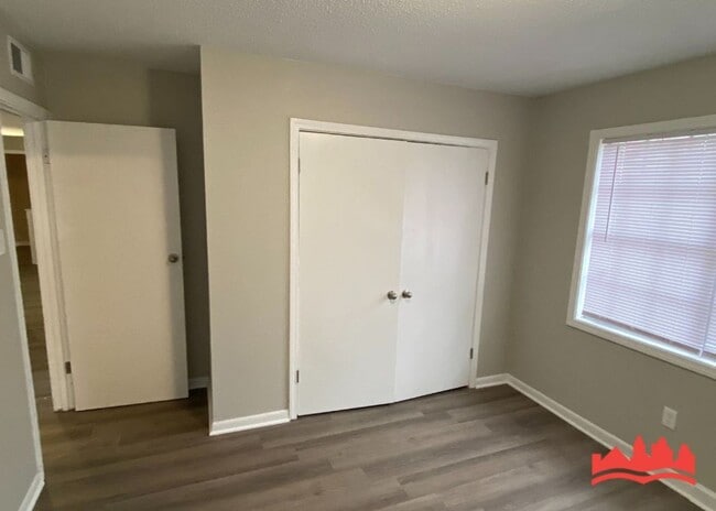 Building Photo - Welcome to 1703 Scottswood Street!