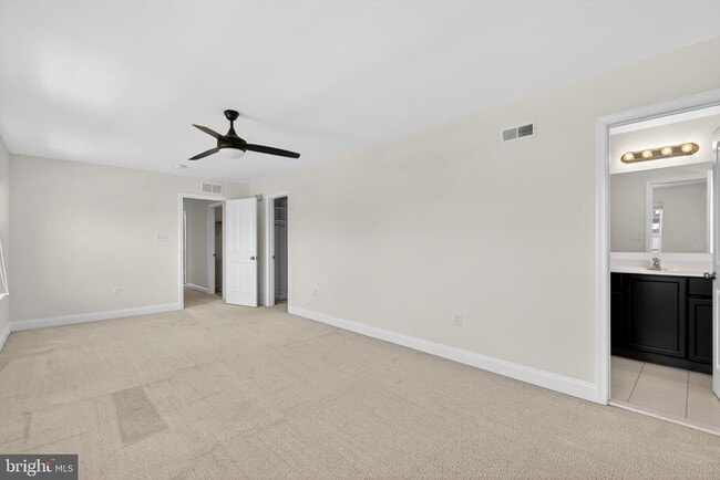 Building Photo - 2707 Henry Moore Ln