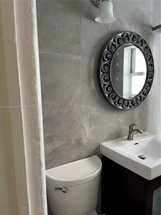 Building Photo - 1999 NW 2nd St