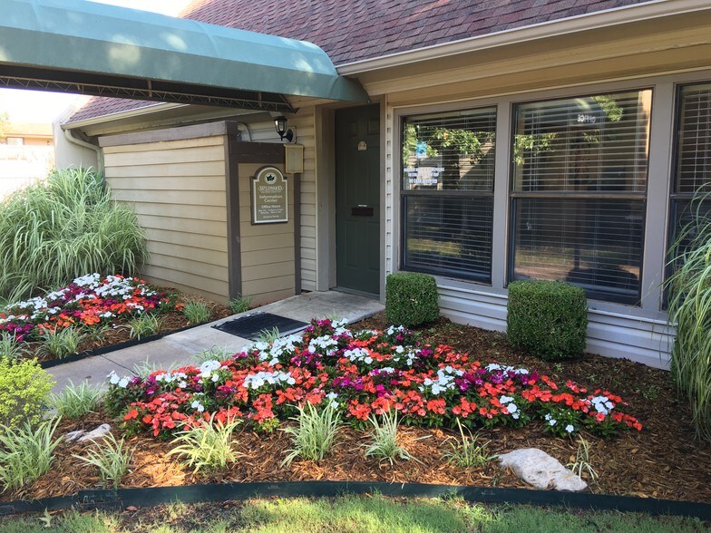 Wildwood Apartments 11611 E 80th St Owasso OK 74055 Apartment Finder