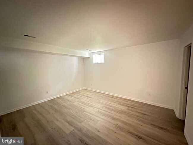 Building Photo - 25869 Flintonbridge Dr