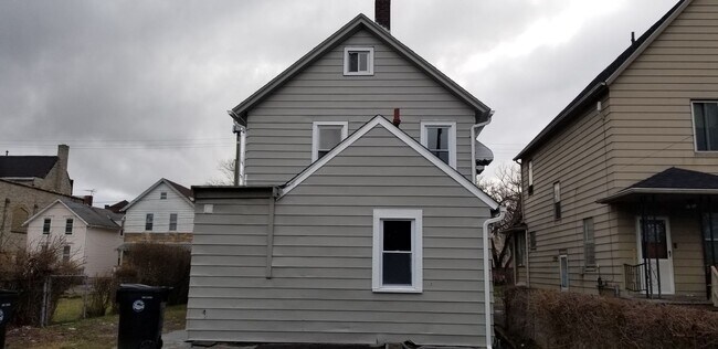 Building Photo - 2230 Kinkel Ave