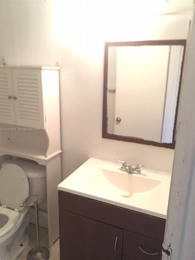 Building Photo - 4090 NW 88th Ave