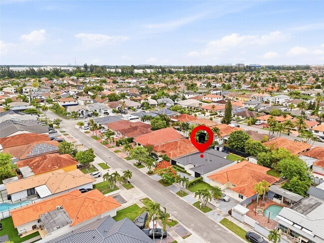 Building Photo - 881 NW 133rd Ave
