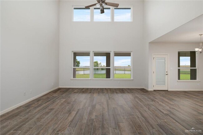 Building Photo - 4628 Estancia Pkwy