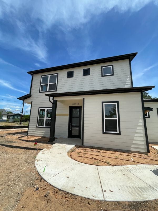 Building Photo - 4701 Wally Ave