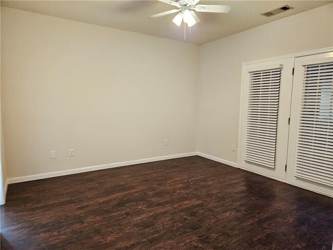 Building Photo - 510 Spring Heights Ln