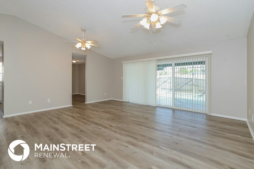 Building Photo - 12017 Chive St