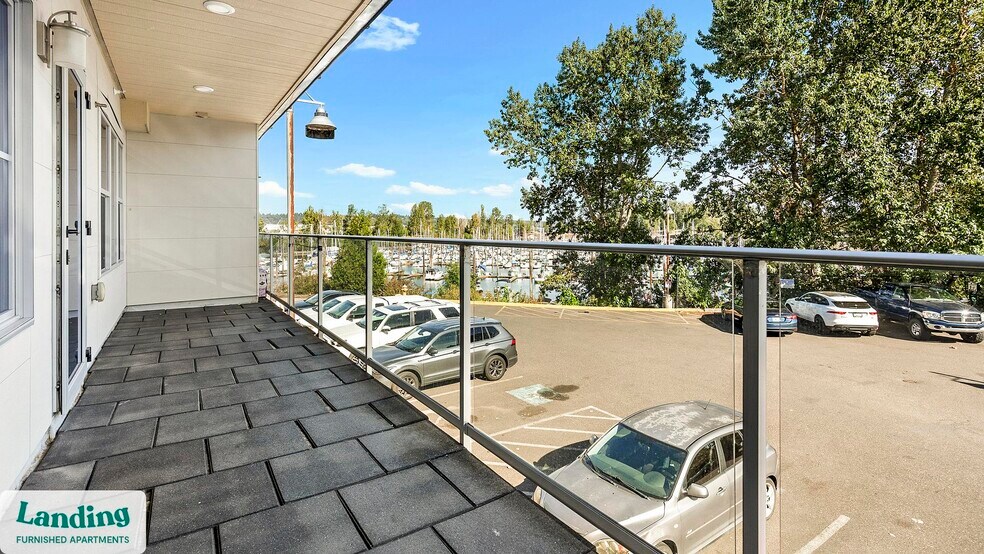 Building Photo - 11505 NE Yacht Harbor Dr