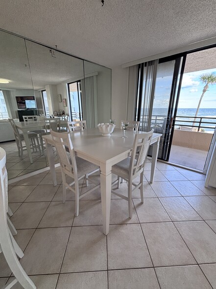 Building Photo - 3023 S Atlantic Ave