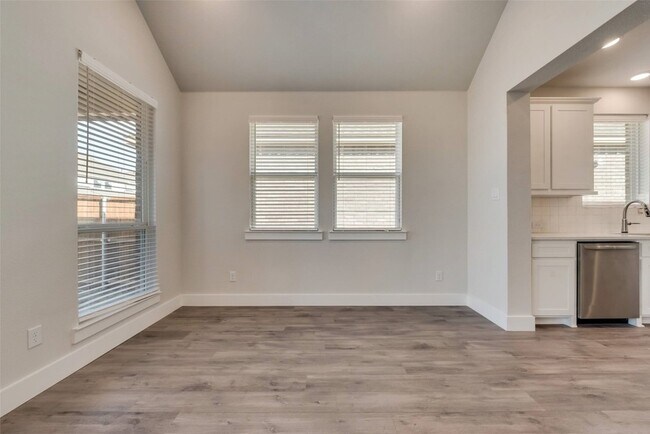 Building Photo - 6257 White Creek Drive