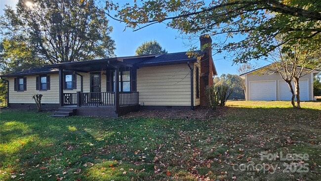 Building Photo - 5040 Pless Rd