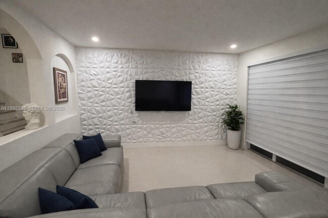 Building Photo - 7031 SW 165th Ave