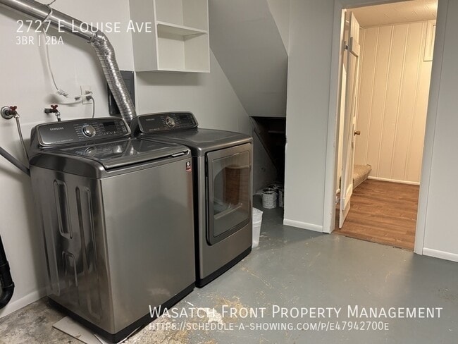 Building Photo - 2727 E Louise Ave