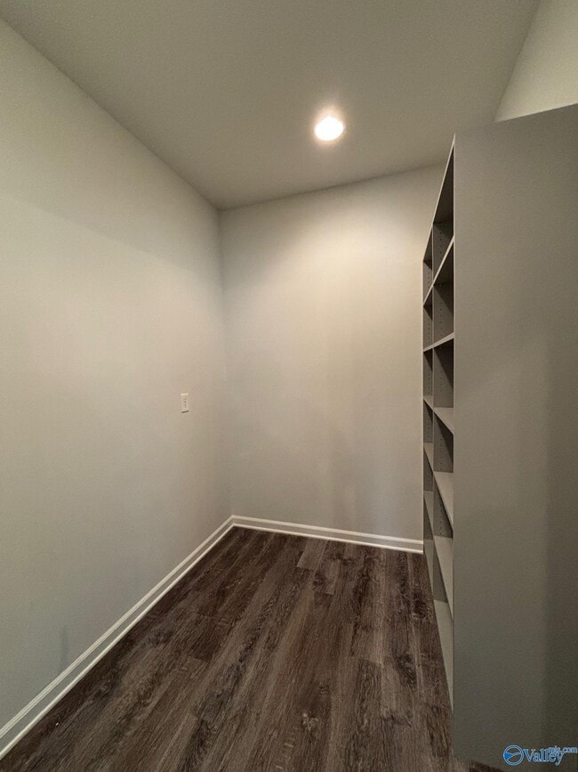 Building Photo - 212 Oracle Cir