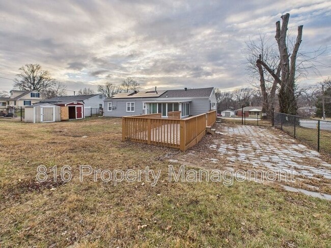 Building Photo - 5725 Blue Ridge Blvd