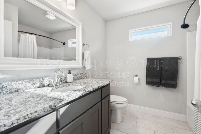 Building Photo - 1707 Aleia Cv