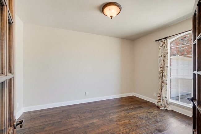 Building Photo - **This home checks all the boxes!**