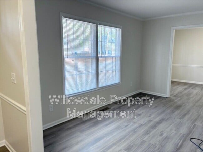 Building Photo - 6640 Keystone Dr