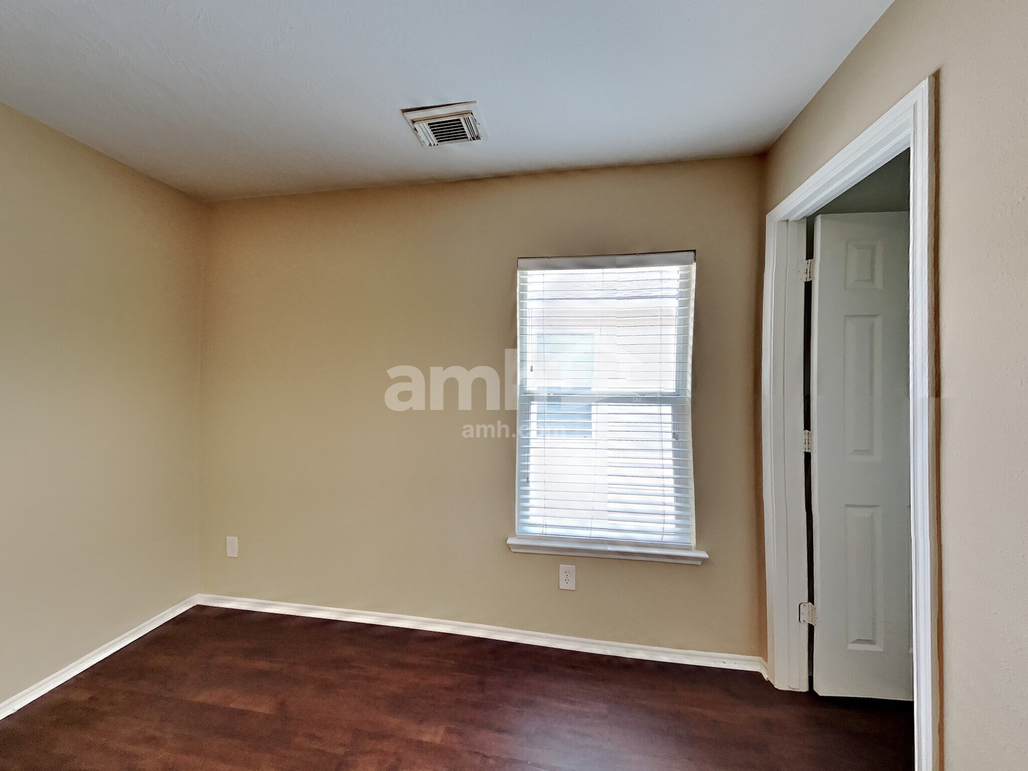 Building Photo - 18250 Eton Ridge Ct
