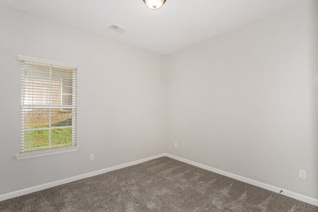 Building Photo - 6156 Trail Creek Ln