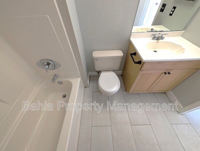 Building Photo - 4007 Ashford Green Pl