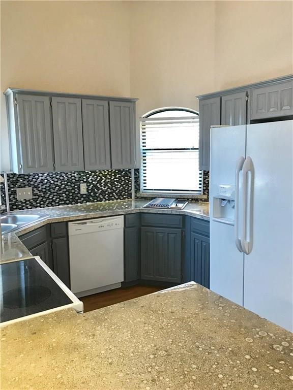 Building Photo - 1406 Briarcrest Dr