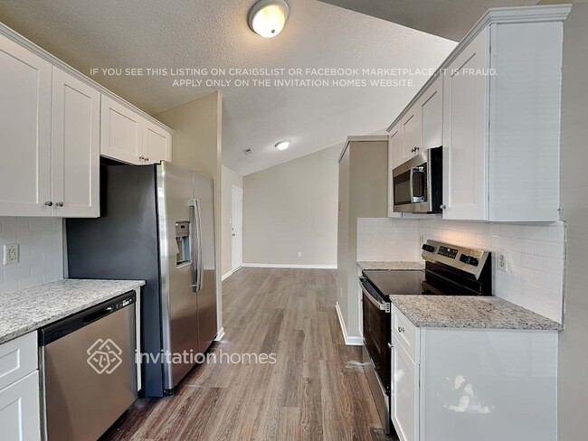 Building Photo - 8731 Purple Thistle Ln