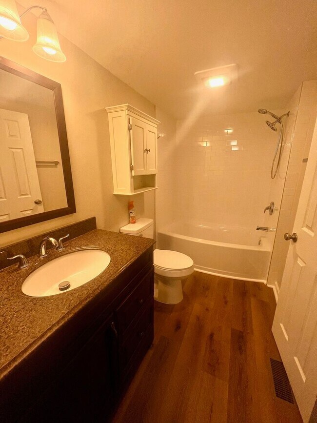 Building Photo - Freshly updated two bedroom, 1 bath house ...