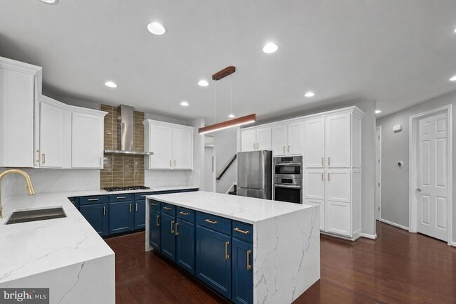 Building Photo - 16355 Boatswain Cir