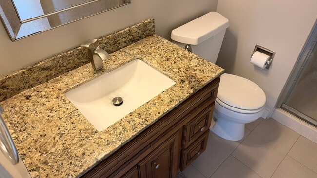 Building Photo - Clayton Townhouse 3 bedrooms 2 bathrooms 2 car garage