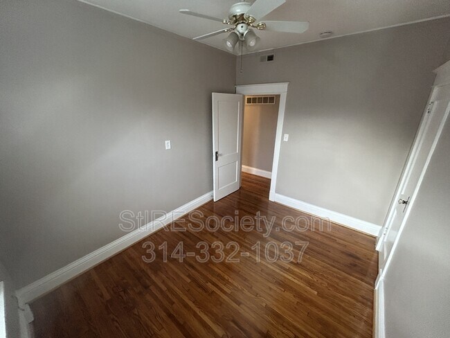 Building Photo - 4931 Magnolia Ave