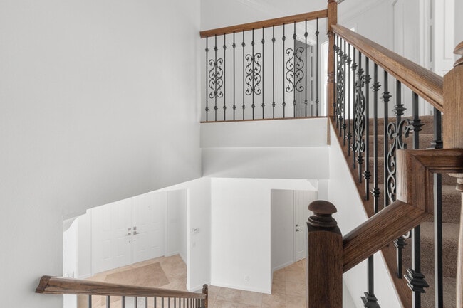 Building Photo - 9661 Cobblestone Creek Dr