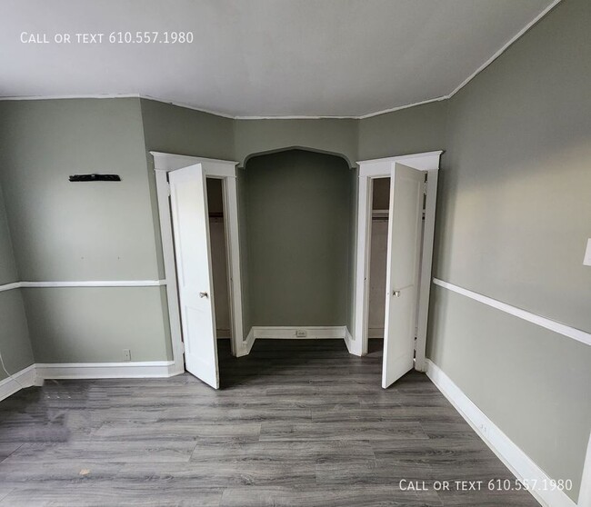 Building Photo - 3 Bedroom 2 Bath  Row Home in Upper Darby,...