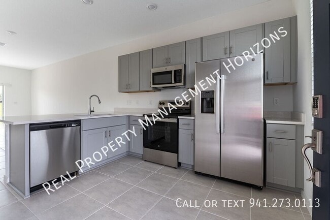 Building Photo - 16610 San Nicola Pl